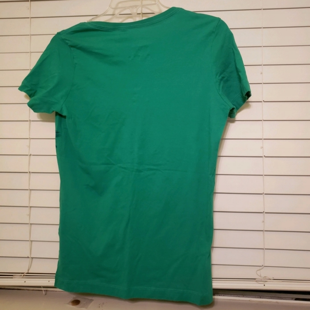 Nike Top! - Picture 3 of 3